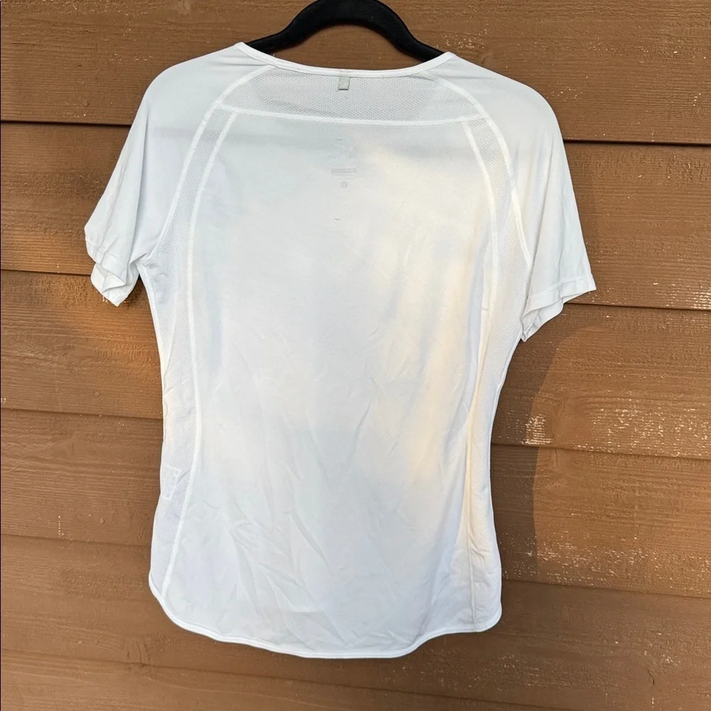 Nike White Short Sleeve Women’s Tee size Large